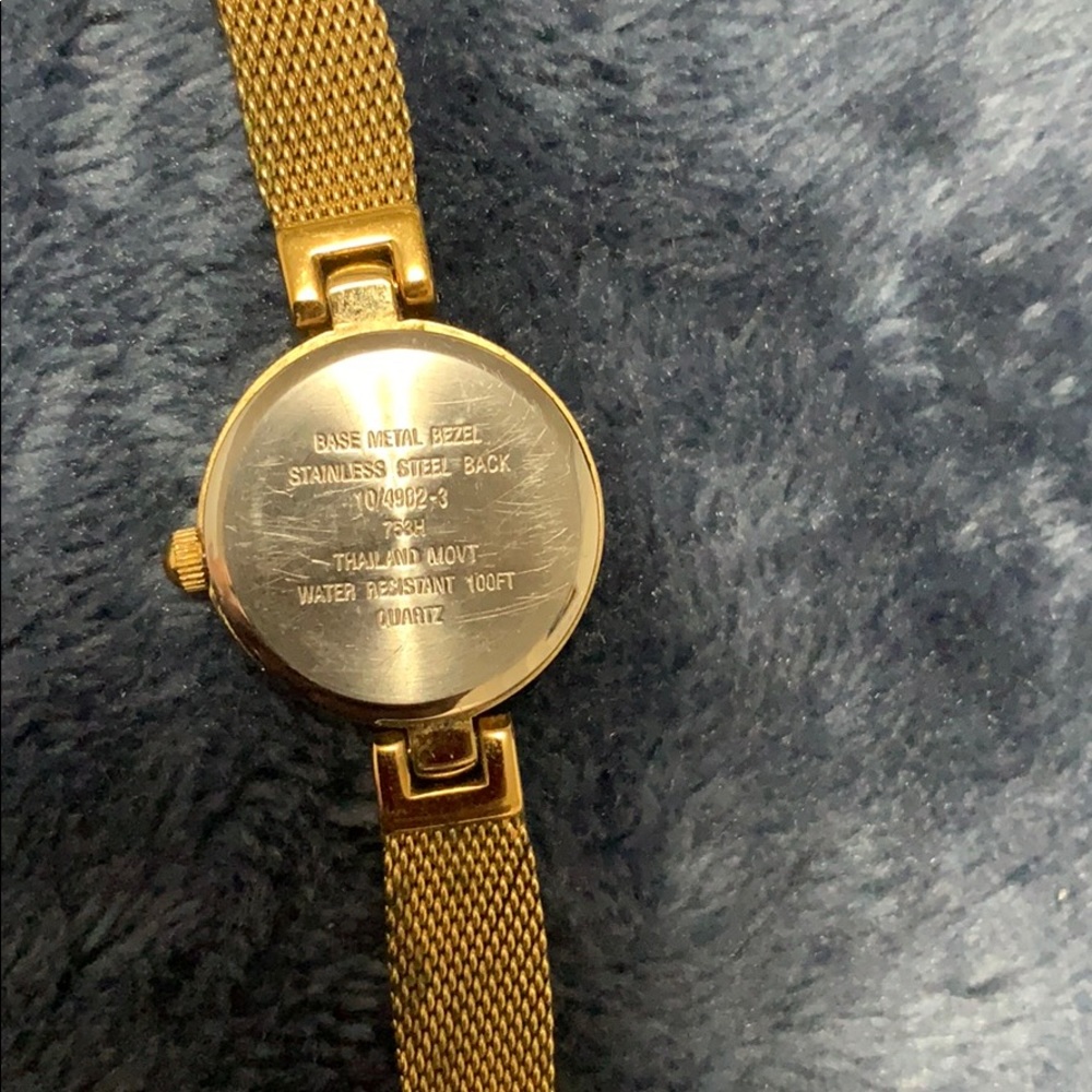 Watch - Picture 3 of 3